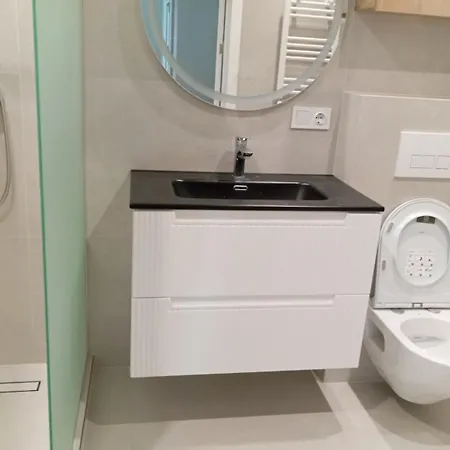квартира возле шопинг центра Portmall, Arena Apartment *